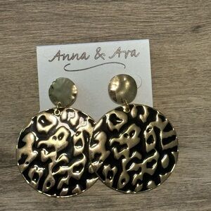 Anna & Ava Shimmery Gold Textured Disc Drop Earrings